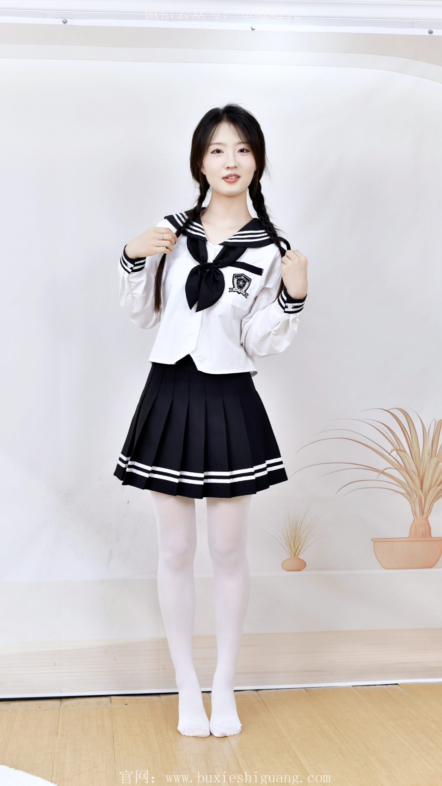 164/月月~【甜雅学姿】  水手服配白袜，布鞋添萌趣。